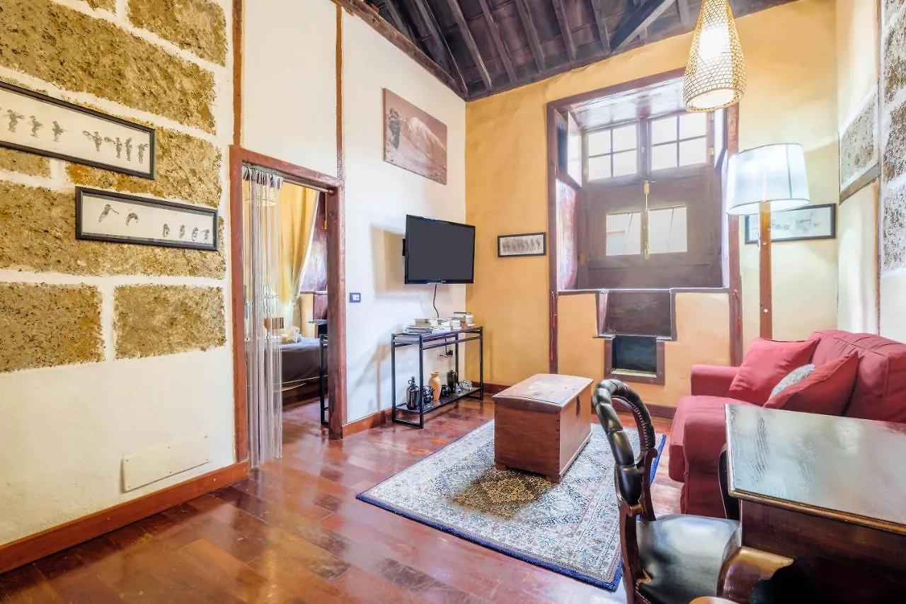 Casa Tradicional Canaria - D Garachico